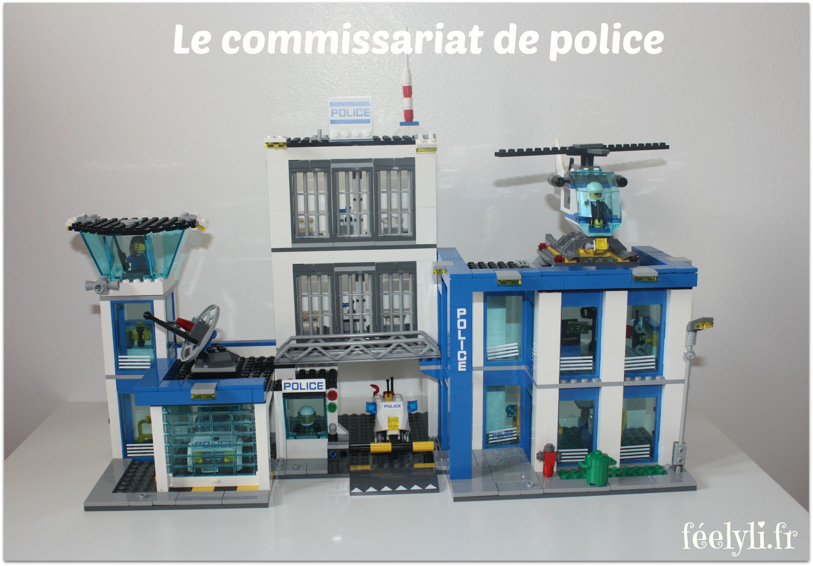 Lego City - 60047 - Jeu De Construction - Le Commissariat De Police :  : Jeux et Jouets